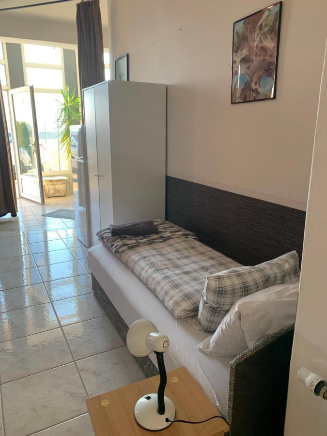 Arthaus Roenoek Apartment Ronok Екстериор снимка