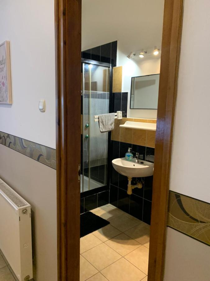 Arthaus Roenoek Apartment Ronok Екстериор снимка