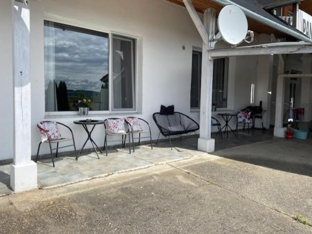 Arthaus Roenoek Apartment Ronok Екстериор снимка