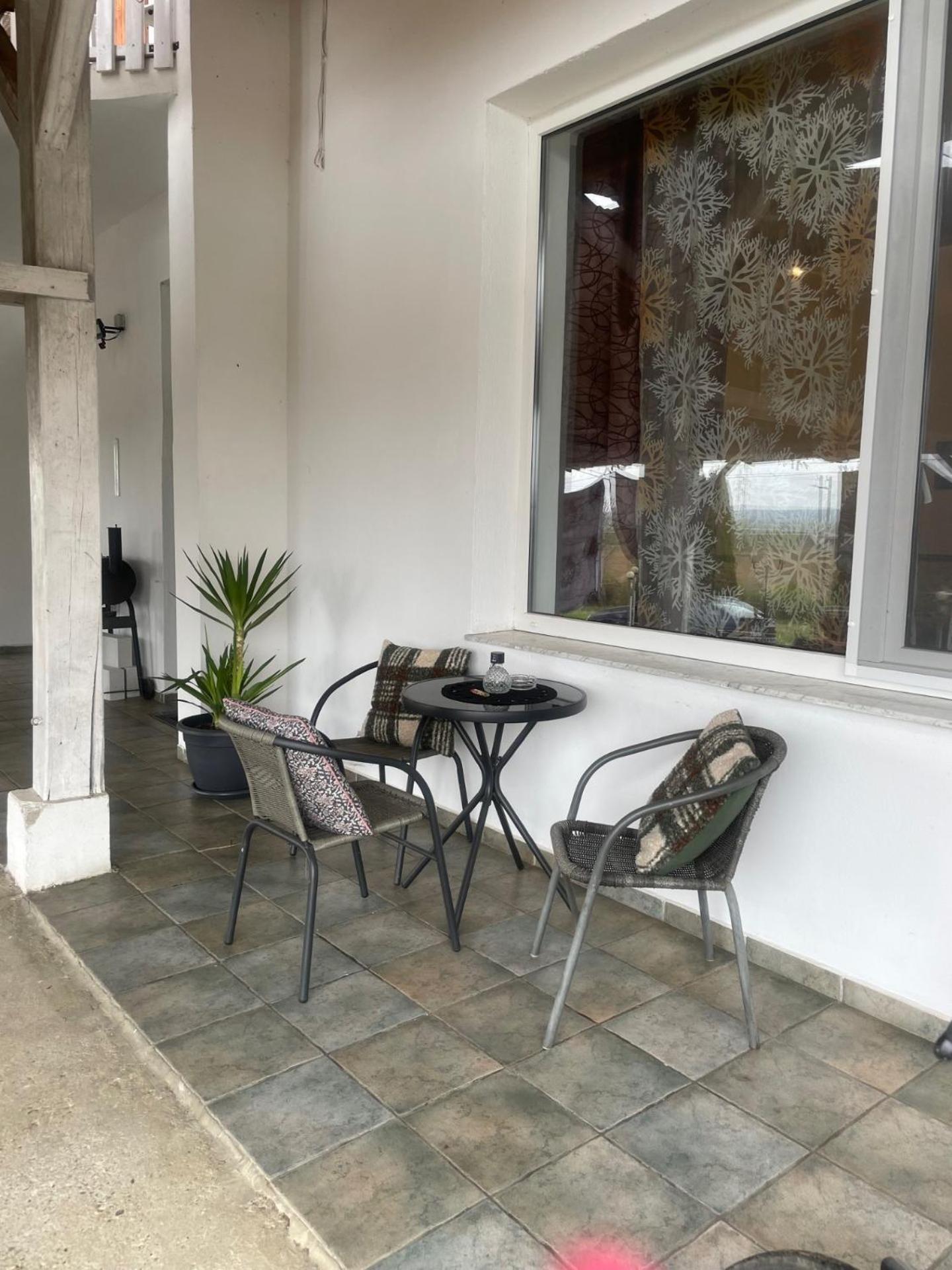 Arthaus Roenoek Apartment Ronok Екстериор снимка